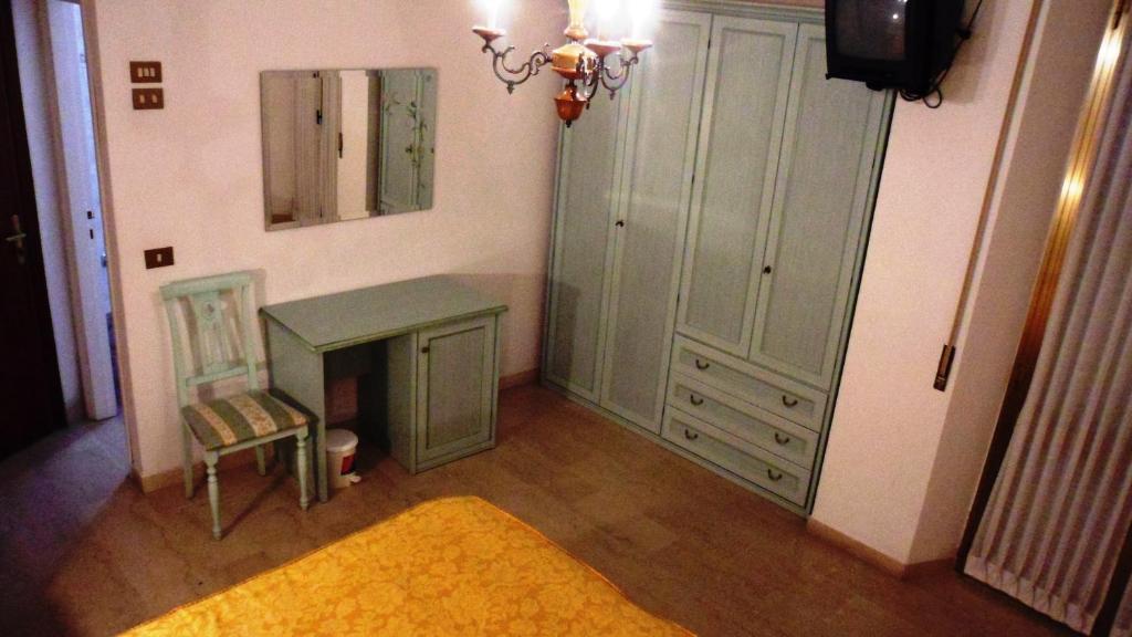 Hotel Reali Chianciano Terme Room photo